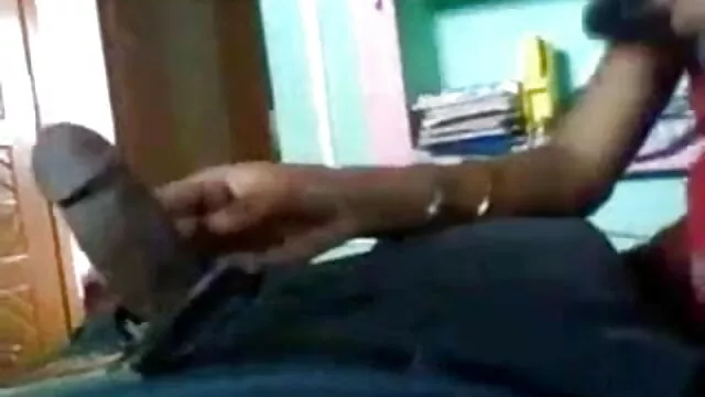 માતા-માં કાયદો masturbates બીપી સેકસી બીપી વીડીયો ફ્રન્ટ કેમેરા