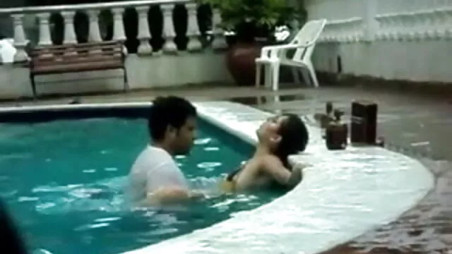 દંપતી પતિ સેકસી વીડીયો પિક્ચર અને સોનેરી